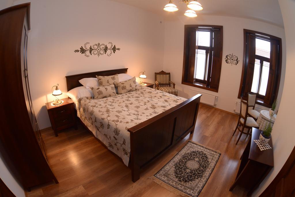 Levendula Porta Es Pajtaszinhaz Hotel Orfű Kamer foto